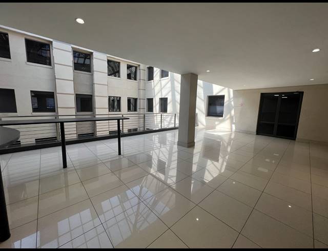 1,356M² OFFICE TO LET IN ROSEBANK